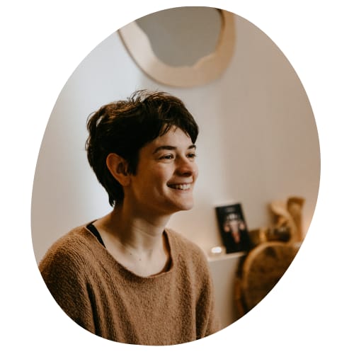 Estelle Thizy Accompagnante en gynécologie émotionnelle Gyn'émotion®